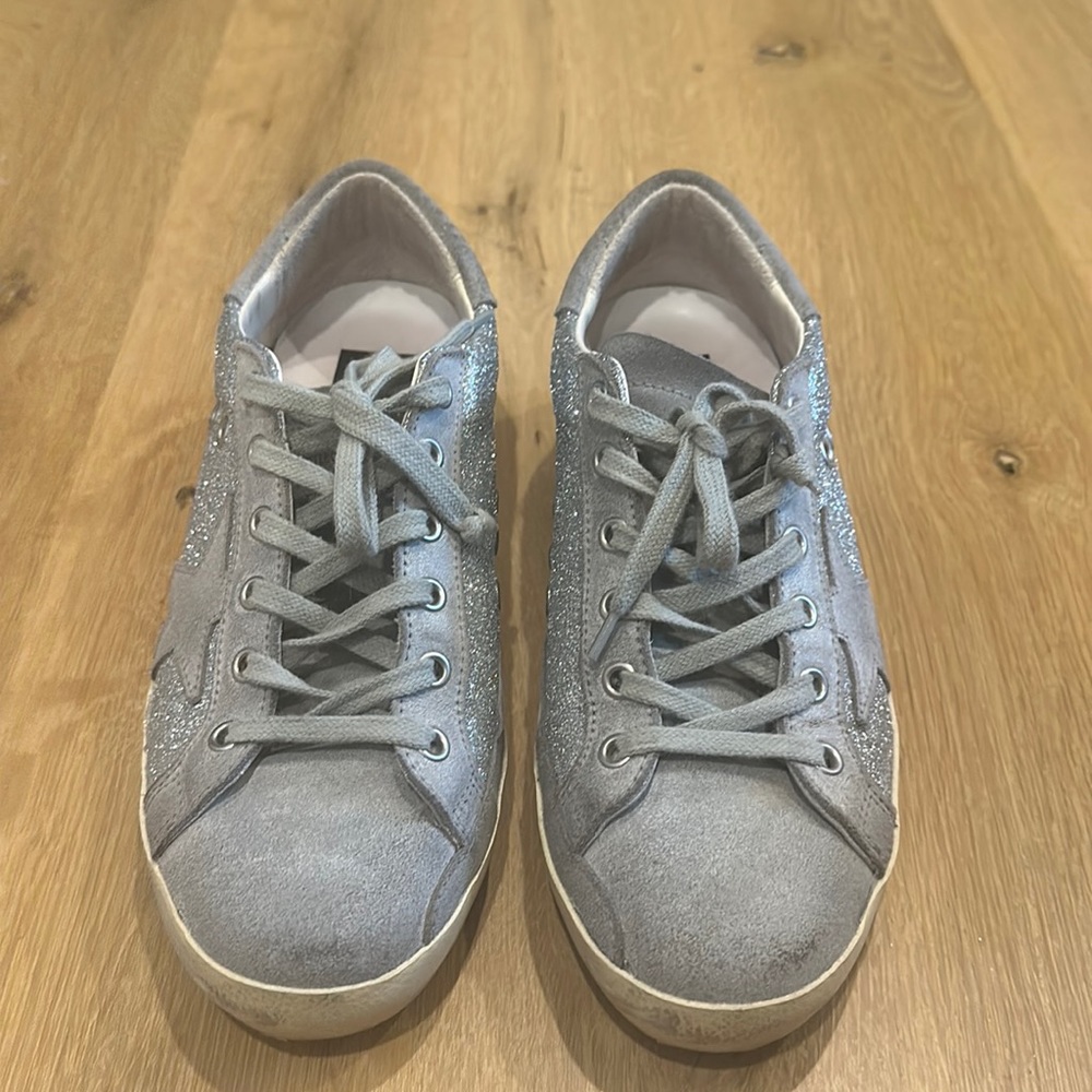 Golden Goose SuperStar Sneaker- silver in box